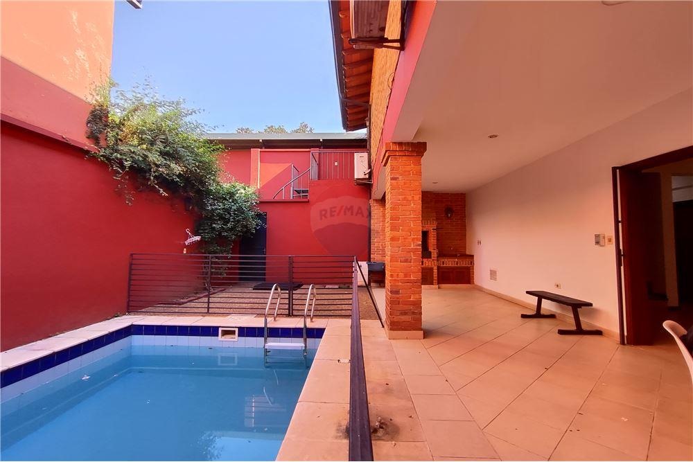 VENDO DUPLEX EN SAN JORGE A UNA CUADRA DE SANTA TERESA — foto 2