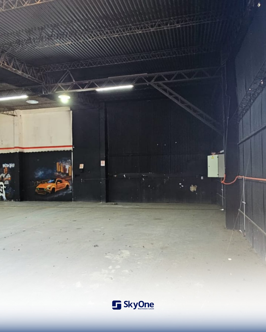 EN ALQUILER SHOWROOM CON OFICINAS Y DEPÓSITO – LOS LAURELES — foto 3