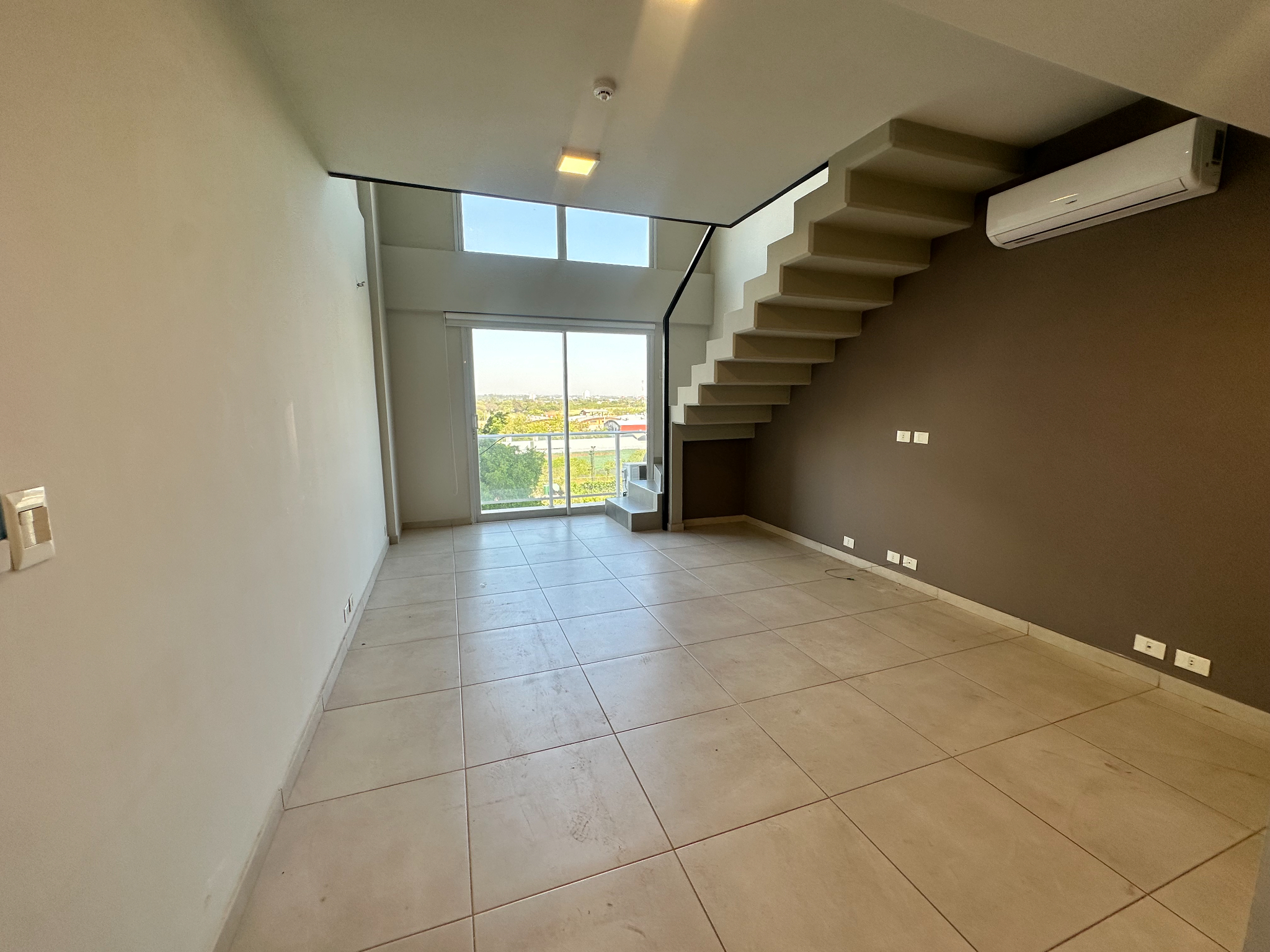 Alquilo dpto tipo loft zona cit — foto 3