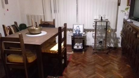Apartamento 2 Dormitorios En Centro