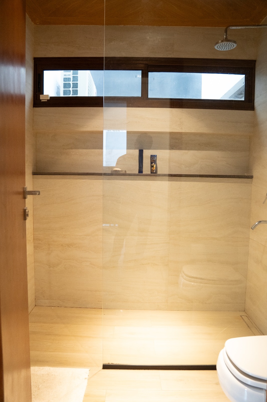 Incomparable Residencia de Autor en Venta – Barrio Mburicaó — foto 2