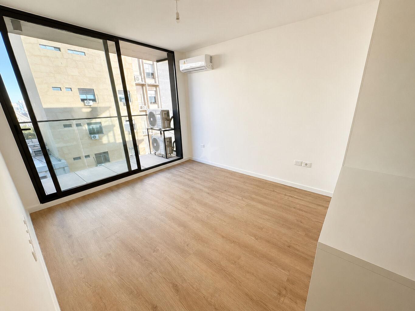 Alquiler apartamento centro 1 dorm terraza · Foto 2