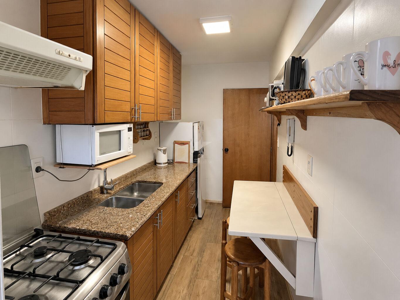 ALQUILER APTO POCITOS CON MUEBLES 2 DORM - GGE · Foto 8