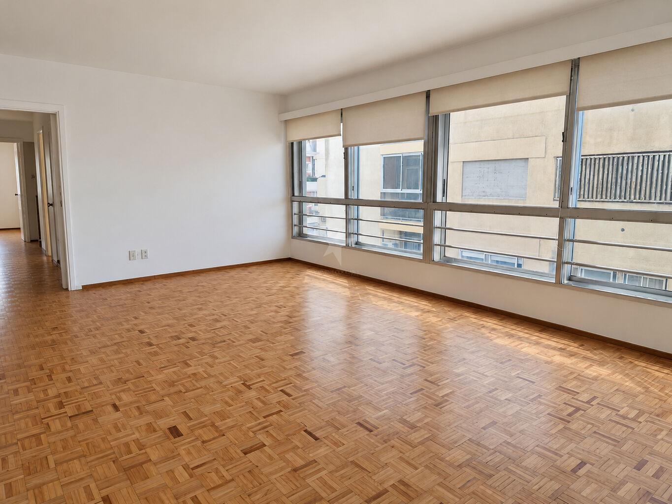 Alquiler apto Ciudad Vieja 3 dorm 2 baños tza gge fijo · Foto 3
