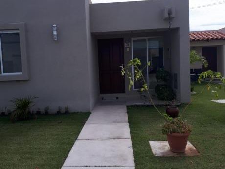 Hermosa Casa En Venta De Promoción!!