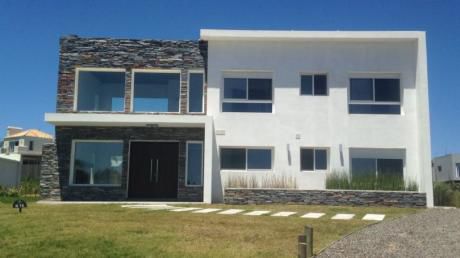 A Estrenar En Altos De La Tahona