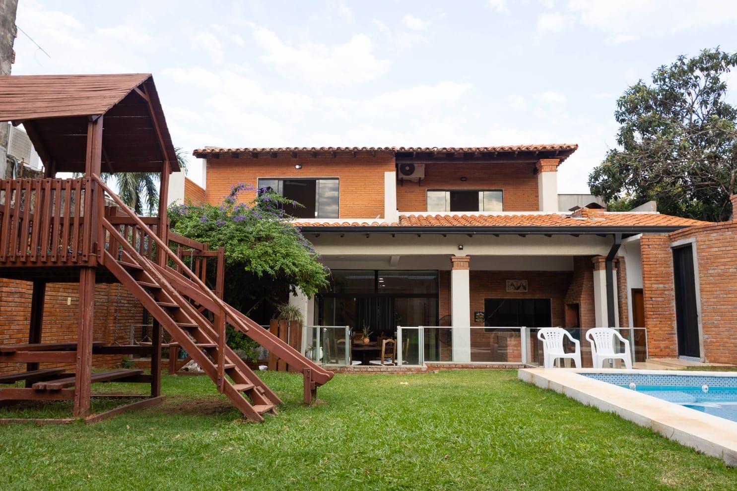 VENDO HERMOSA CASA EN LAMBARE ZONA EL PUEBLO — foto 2