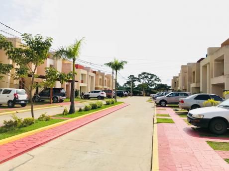 Zona Norte Av. Canal Pedro Velez, 6° Y 7° Anillo Anillo - Condominio Alassio