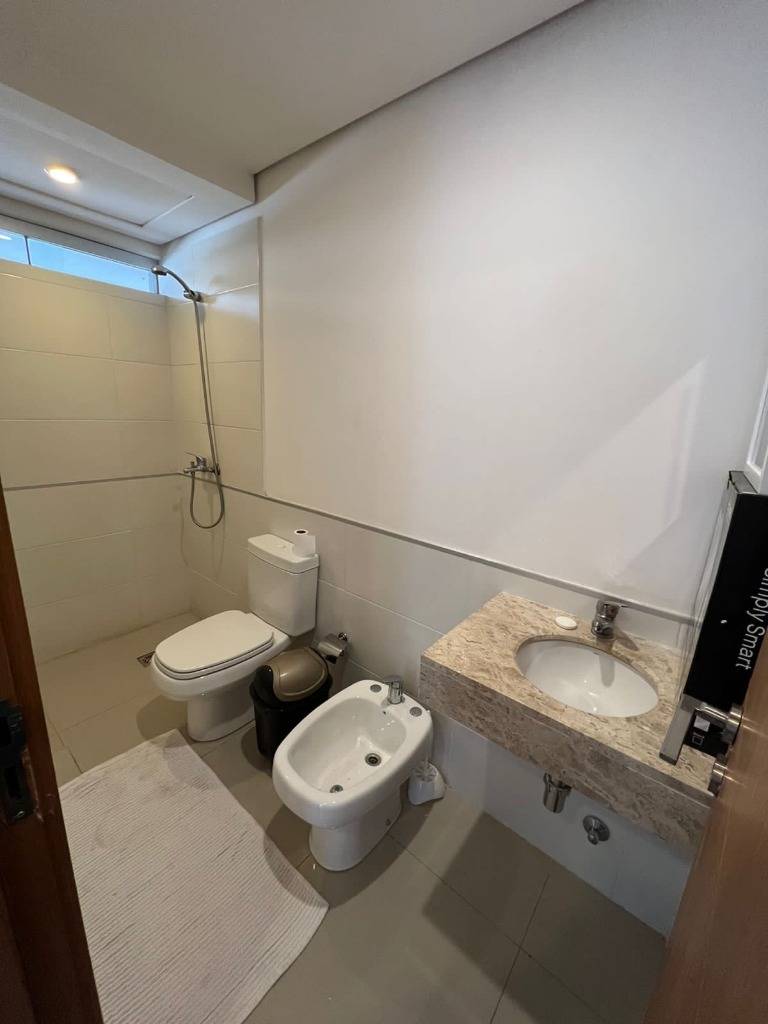 ALQUILO DEPARTAMENTO FULL AMOBLADO EN BARRIO JARA — foto 3