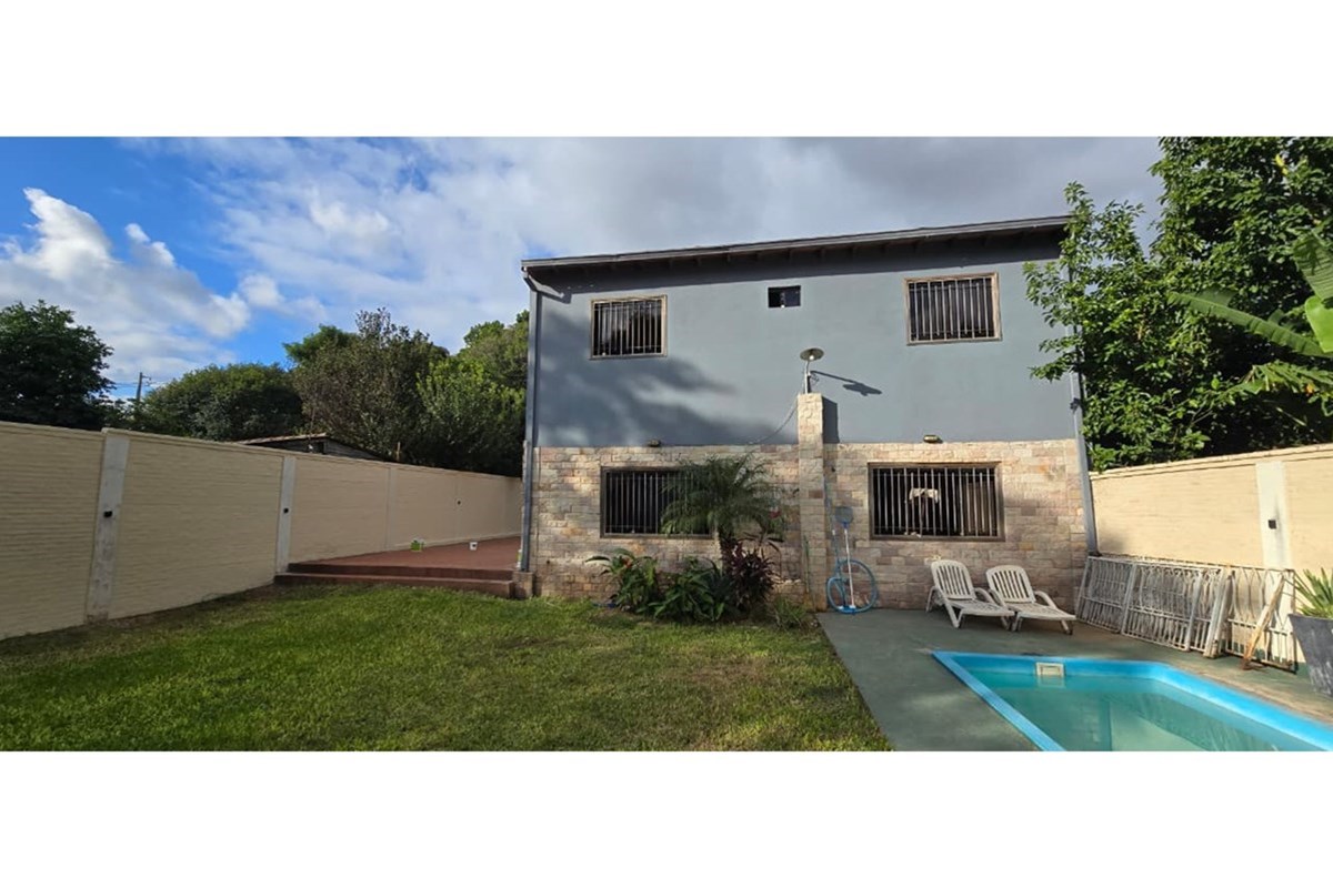VENDO CASA EN LAMBARE CON PISCINA — foto 2