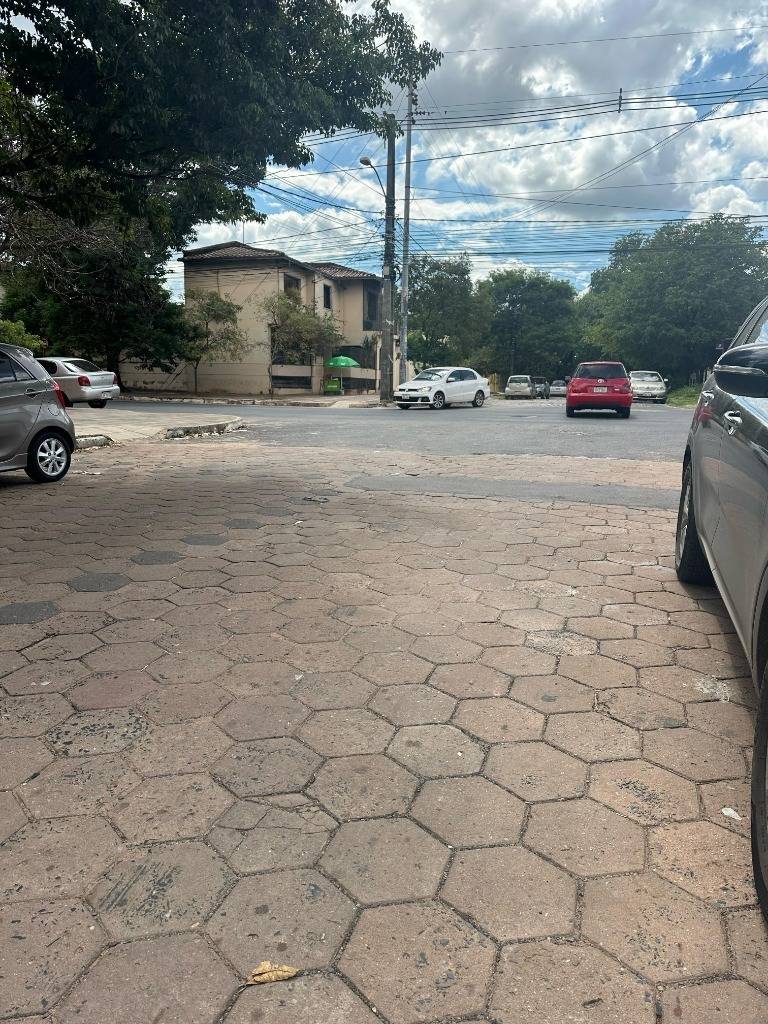 Terreno 465 m² comercial | Bernardino Caballero — foto 2