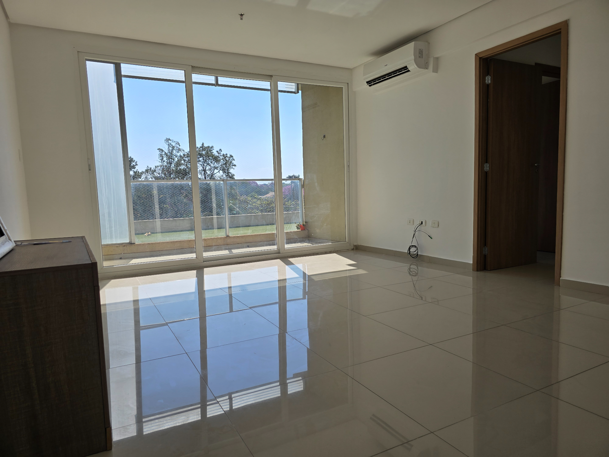 DEPTO + COCHERA - A PRECIO DE OFERTA - SOBRE SANTISIMA TRINIDAD — foto 2