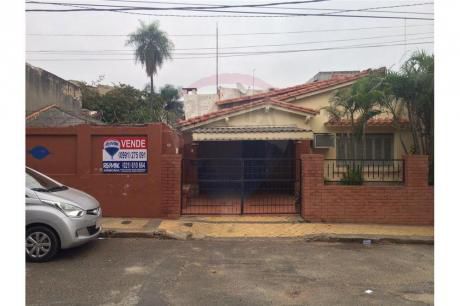 Vendo Amplia Casa En El Centro