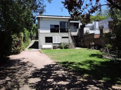 Excelente Casa En Corazón Del Prado - 4 Dorm 3 Baños - Fondo, Jardín, Gje