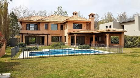 Alquiler Casa San Nicolas 4 Dormitorios