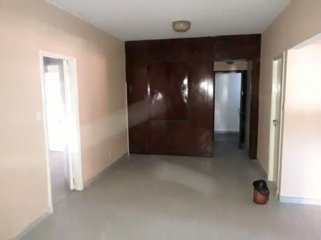 Alquilo Dpto. De 4 Dorm. En El Centro De Asuncion