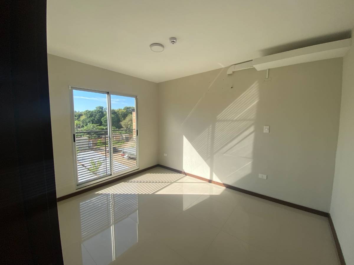 Alquilo departamento en el RESIDENCIAL SANTA CECILIA — foto 3