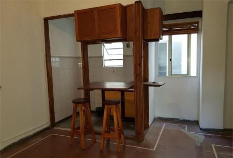 Apartamento 1 Dormitorio En Convención Y Mercedes