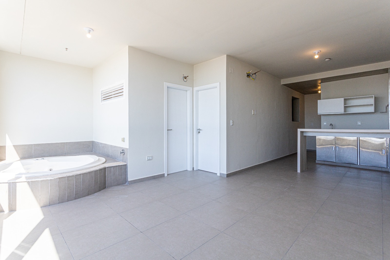 ALQUILO PENTHOUSE CON VISTA A LA BAHÍA — foto 3