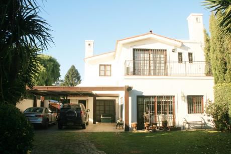 Espectacular Casa En Carrasco Sur
