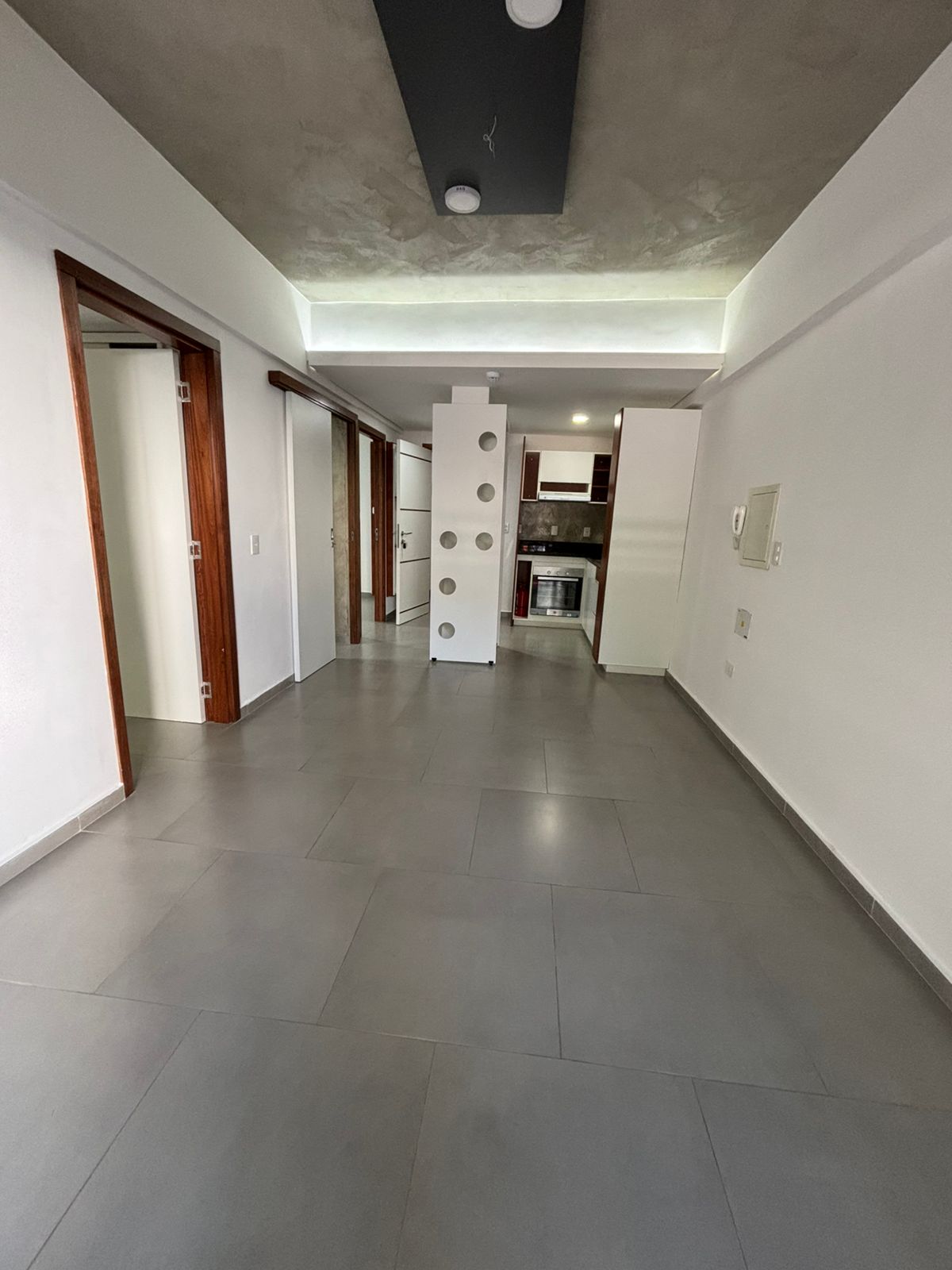ALQUILO DEPARTAMENTO DE 2 HABITACIONES EN LAMBARÉ — foto 3