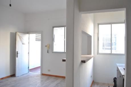 Apartamento Dos Dormitorios - Bajos Gastos Comunes!