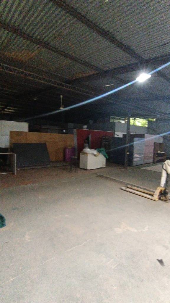 ¡Tinglado en alquiler en Limpio – Sobre Av. Prof. Rita Etelvina Gómez! — foto 2