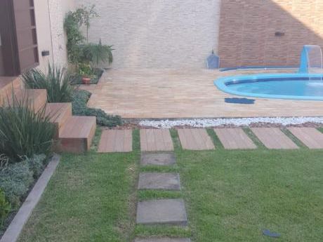 Alquilo Duplex Con Piscina!!