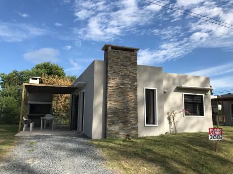 Casa En Piriapolis Excelente Estado / Ideal Vivienda Propia O Inversión!