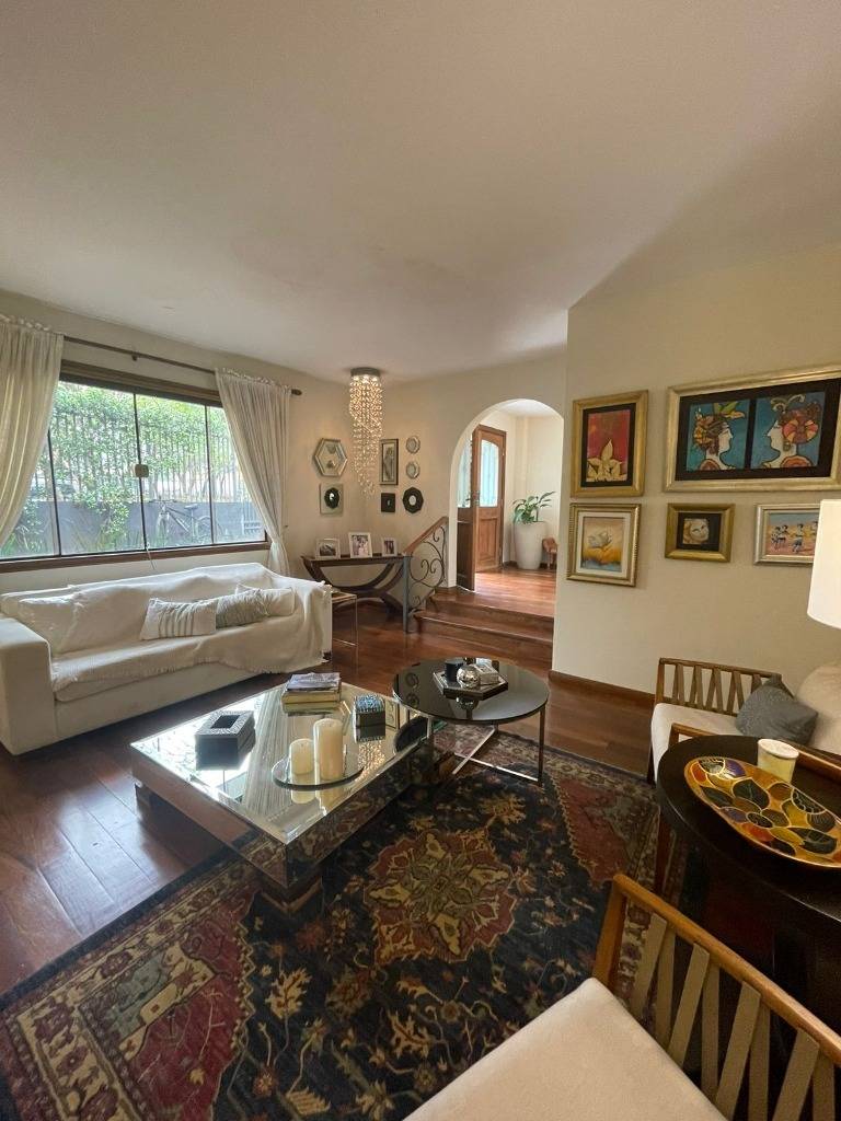VENTA de hermosa y amplia Vivienda en Fdo de la Mora Zona Norte — foto 2