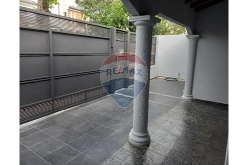 ALQUILO HERMOSA CASA EN LAMBARE — foto 2