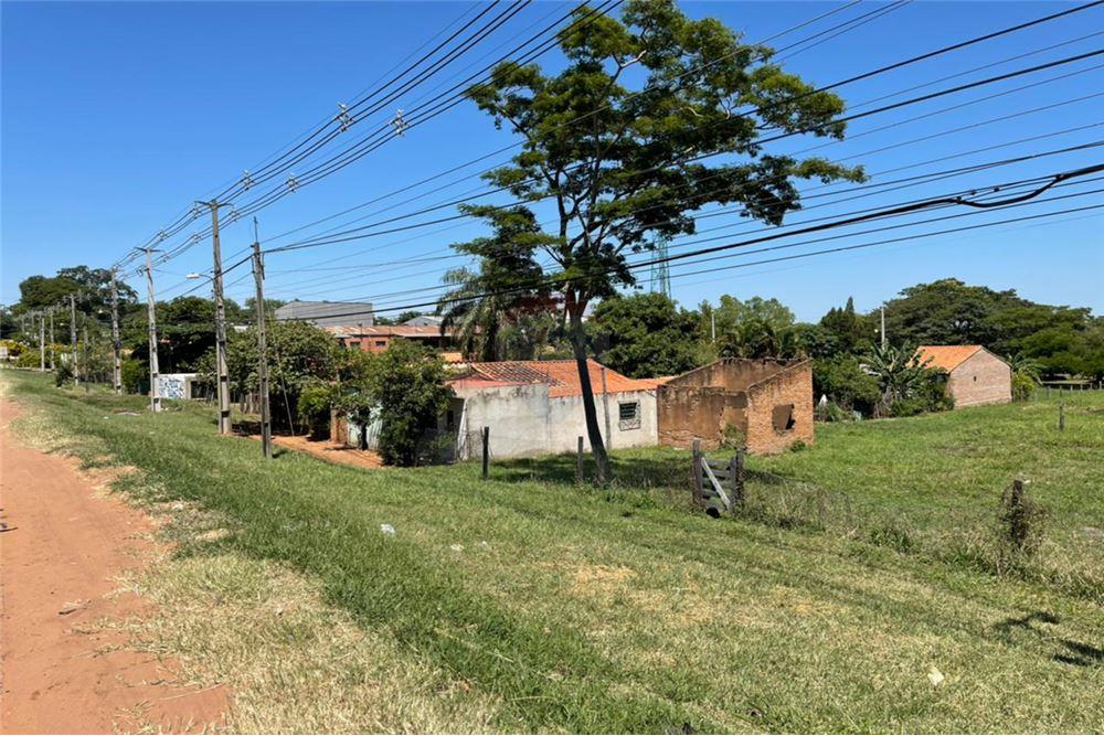 VENDO IMPORTANTE TERRENO SOBRE RUTA III, LIMPIO — foto 2