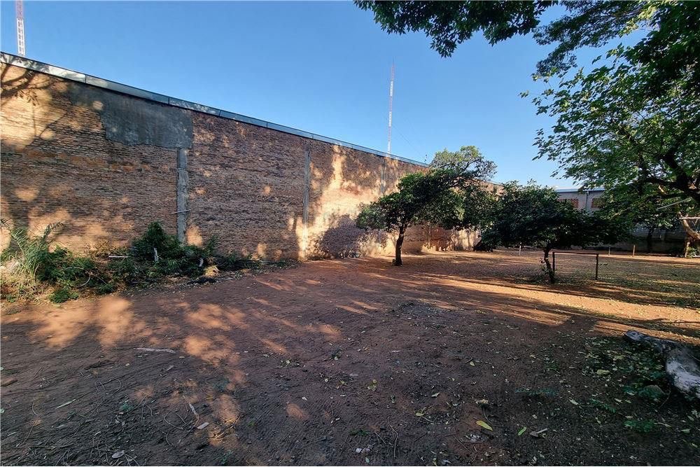 Terreno en venta en Pettirossi, Asunción — foto 2