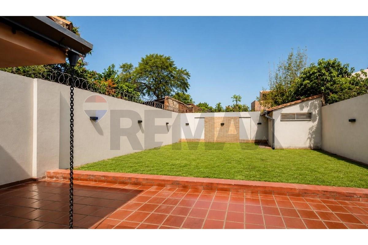 Casa en venta en San Vicente, Asunción — foto 2