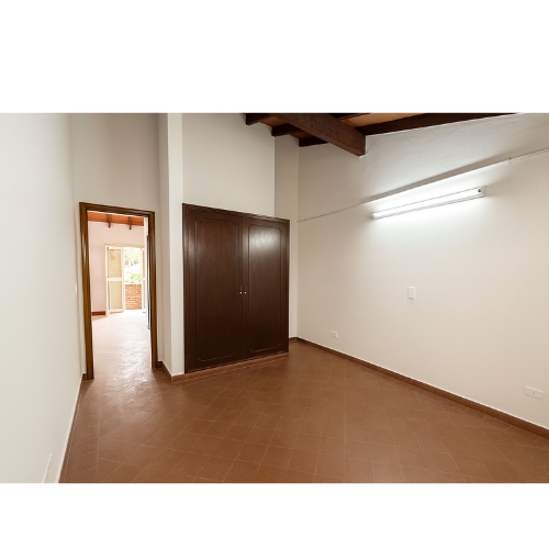 ALQUILO DEPARTAMENTO ENFRNETE DEL IPS — foto 2