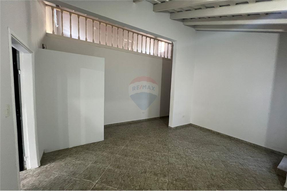 Oficina - Alquiler - Paraguay Central Fernando De La Mora — foto 3