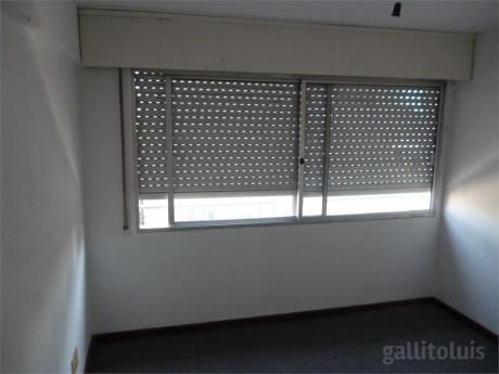Lindo, Al Frente, Punto Con Todo El Transporte, G.C: $ 3200