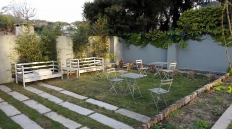 Venta Apartamento 1 Dormitorio Con Garaje En Playa Mansa, Punta Del Este