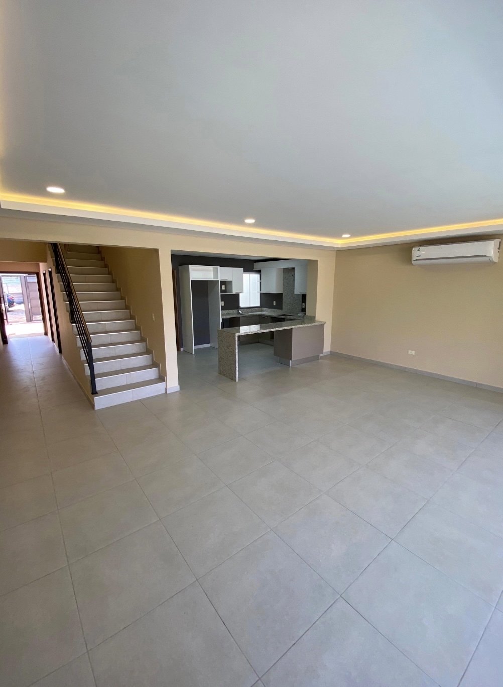 Alquiler Duplex De 3 Dorm A Estrenar En Luque - Zona Conmebol — Foto 3
