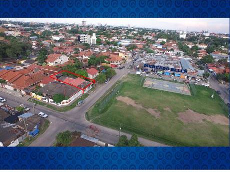 Casa Comercial - Frente A Mercado Belen