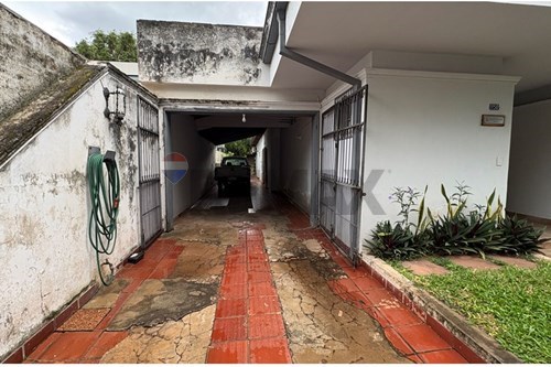 Casa-Venta-PY Asunción Las Lomas (Carmelitas) — foto 3