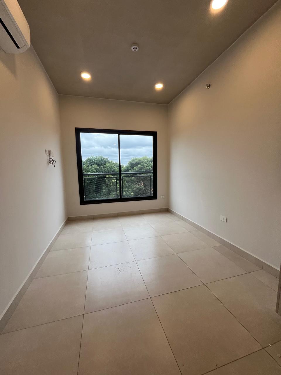 Alquilo departamento de un dormitorio en Fernando de la Mora — foto 2