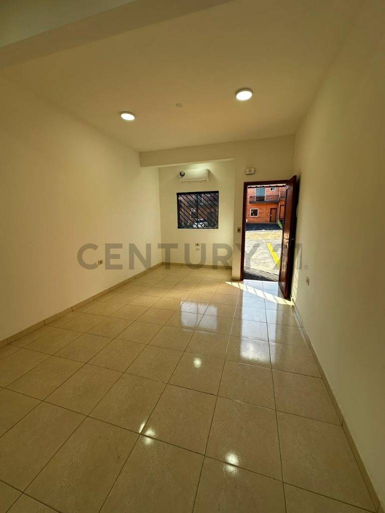 Alquiler de Casa en Condominio en Ñemby, Central — foto 2
