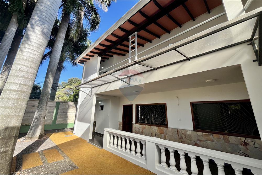 Casa - Alquiler - Loma Pytá, Paraguay — foto 2