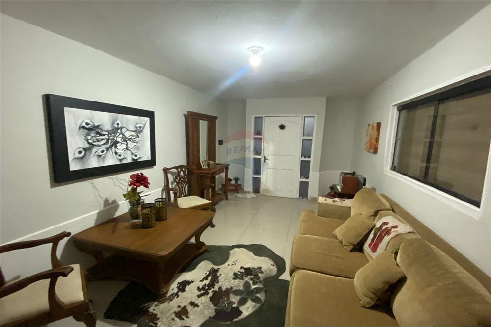 Casa en alquiler en Ycuá Satí