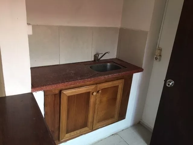 Alquilo Muy Lindo Apto. Al Fondo Tipo Casa. Sin Gastos Comunes · Foto 5