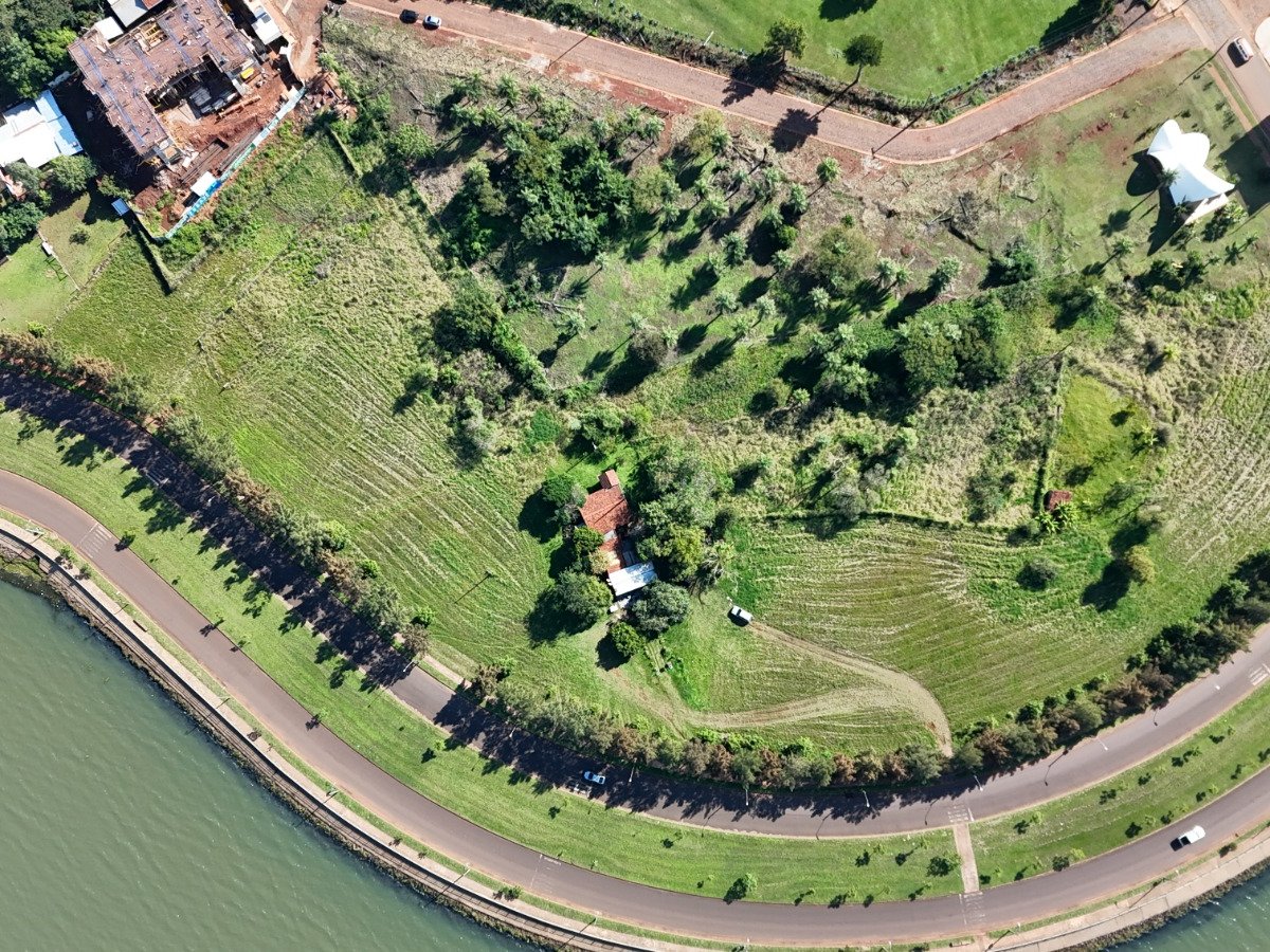 VENTA DE TERRENO EN COSTANERA ENCARNACION — foto 2