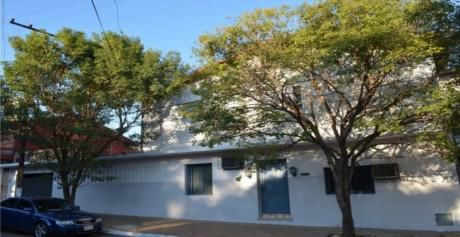Tierra Inmobiliaria Vente - Hermosa Y Amplia Casa En Barrio Colon.