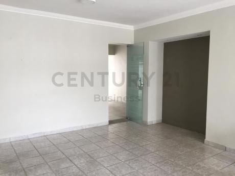 Casa Para Oficina En Alquiler