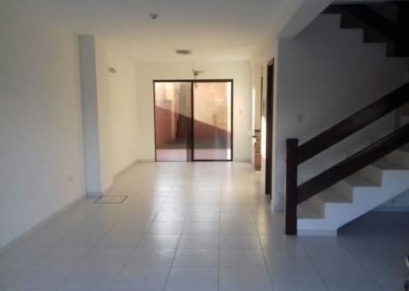 Alquilo Duplex De 3 Dormitorios En Condominio Cerrado En Lambare Zona Avda Peron
